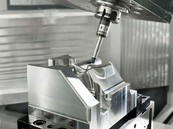 3 axis vs 5 axis