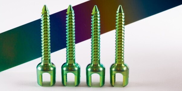 anodizing titanium