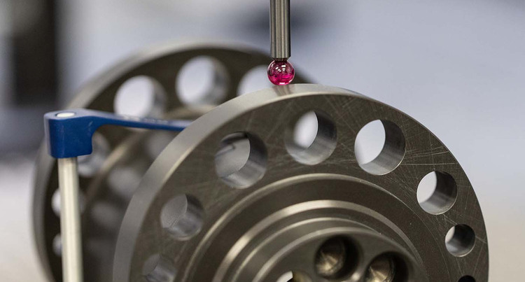 types of cnc machining tolerances