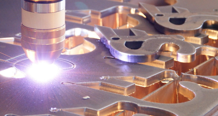 steel plasma cutting