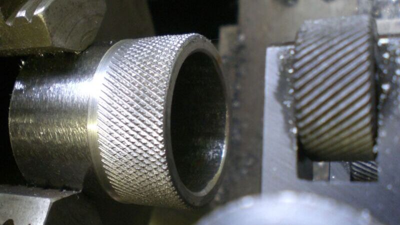 machine knurling