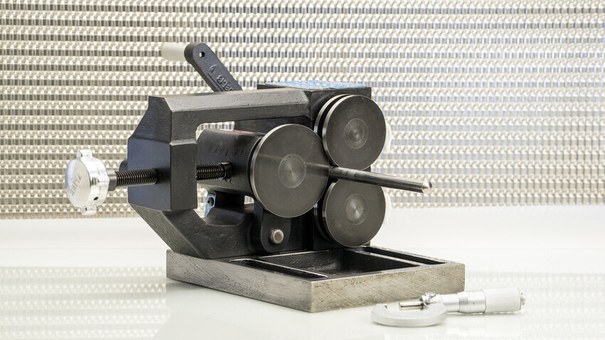 grinding fixtures