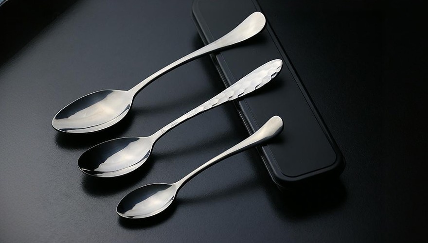 titanium dinnerware